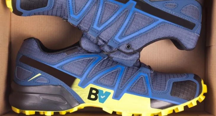 Top 10 Best Christmas Gifts To Lighten-Up Your Loved One's Holidays