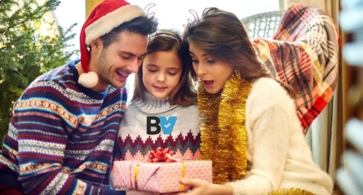 Top 10 Best Christmas Gifts To Lighten-Up Your Loved One's Holidays